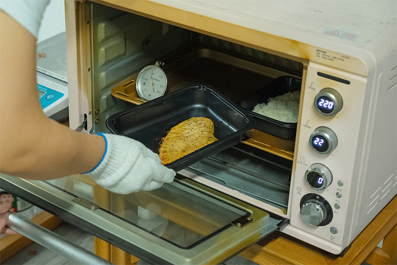 CPET TRAY work fully in microwaves for high-heat reheating CPET TRAY work fully in microwaves for high-heat reheating